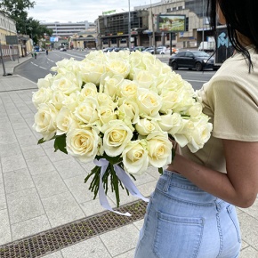 Букет из 51 розы Аваланж (40 см) в Электроуглях