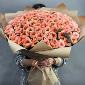 Букет "Персик" из 101 махровой розы Риджентс парк (60 см) в Электроуглях