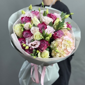 Букет из роз, гортензии и эустом в Электроуглях