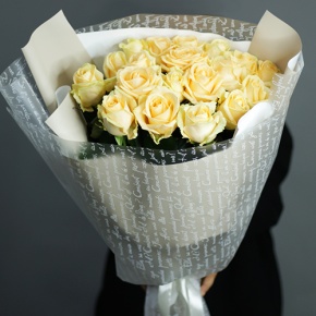 Букет из 19 роз Аваланж (70 см) в Электроуглях