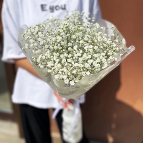 Букет из 5 белых гипсофил в Электроуглях