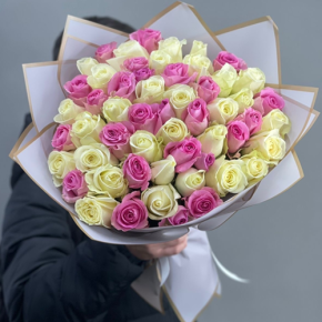 Букет из 51 розы микс  (40 см) в Электроуглях