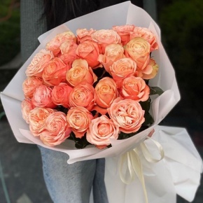 Букет из 23 пионовидных роз Эквадор сорта Кахала (60см) в Электроуглях