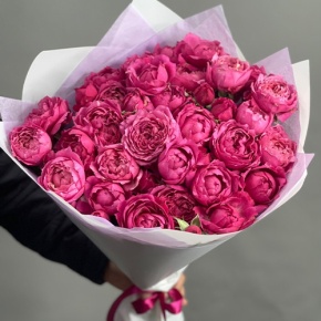 Букет из 11 кустовых пионовидных роз Джульетта в Электроуглях