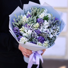 Букет "Алиби" из гиацинтов, вероники, нерине в Электроуглях