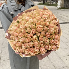 Букет из 101 кремовой розы (50 см) в Электроуглях