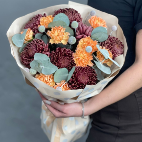 Букет "Персиковый раф" из хризантем Бигоуди, краспедии и диантусов в Электроуглях