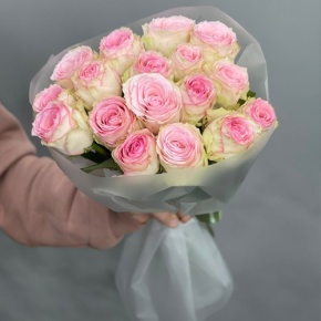 Букет из 17 роз Кения (40 см) в Электроуглях