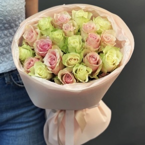 Букет из 21 нежной розы (40 см) в Электроуглях