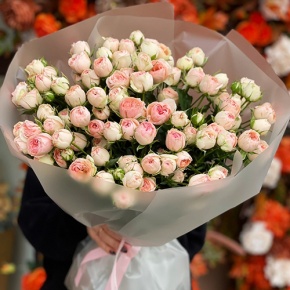 Букет из 35 нежных кустовых роз (40 см) в Электроуглях