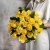 Букет из 25 лимонных роз с рускусом (40 см) в Электроуглях