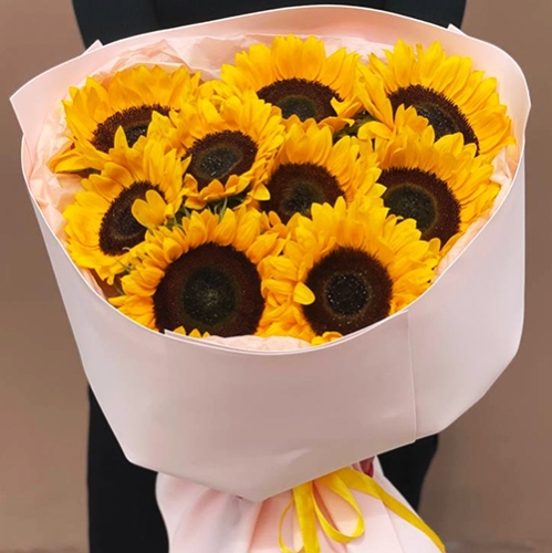 Букет "Солнечный рассвет" из 9 подсолнухов в Электроуглях